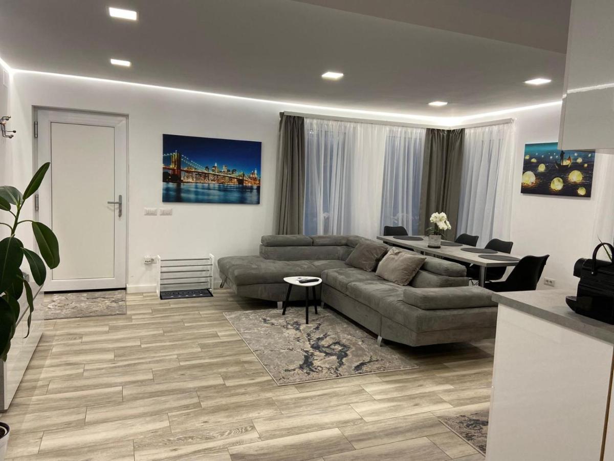 Apartament Lora Studio Suczawa Zewnętrze zdjęcie