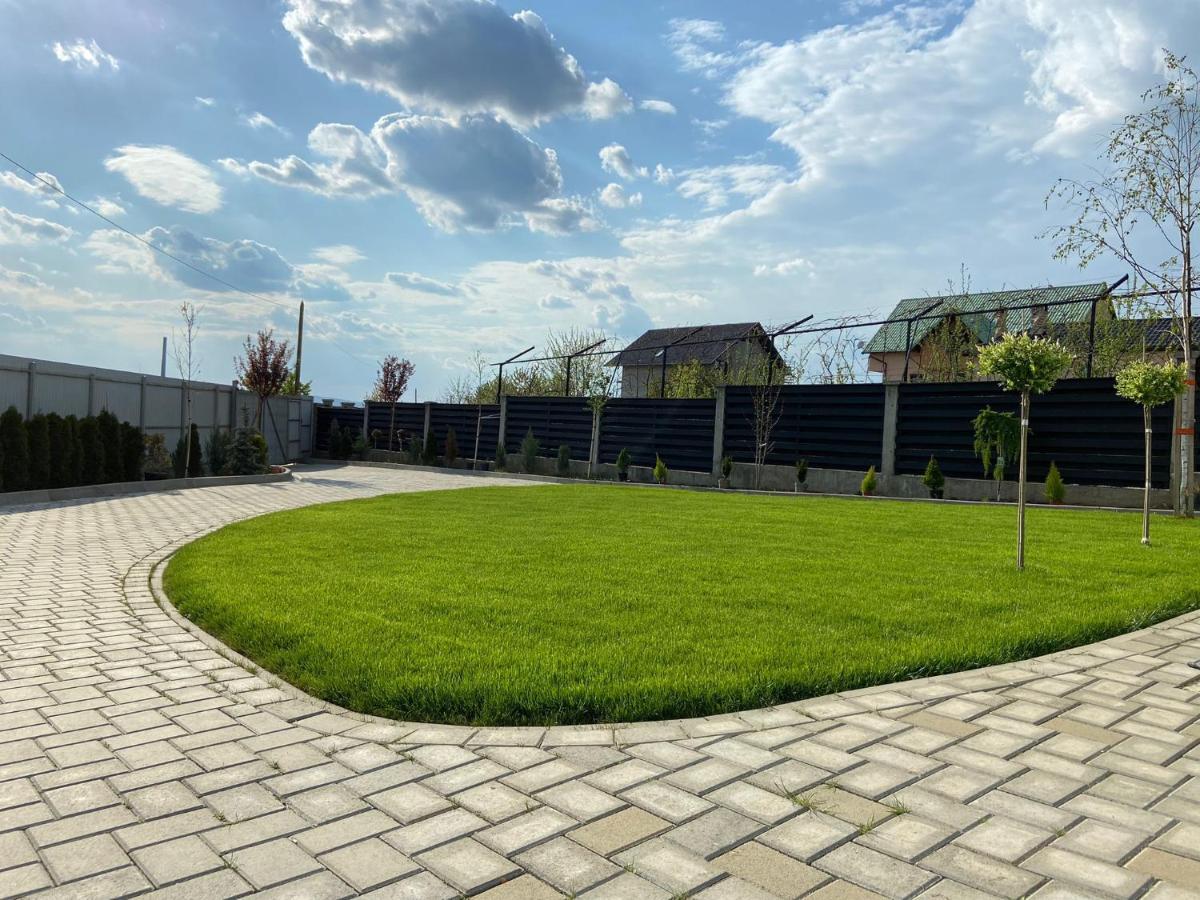 Apartament Lora Studio Suczawa Zewnętrze zdjęcie