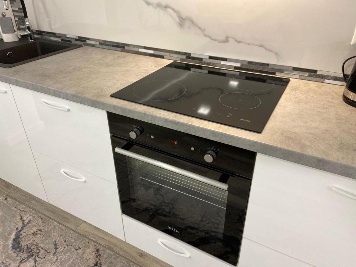 Apartament Lora Studio Suczawa Zewnętrze zdjęcie