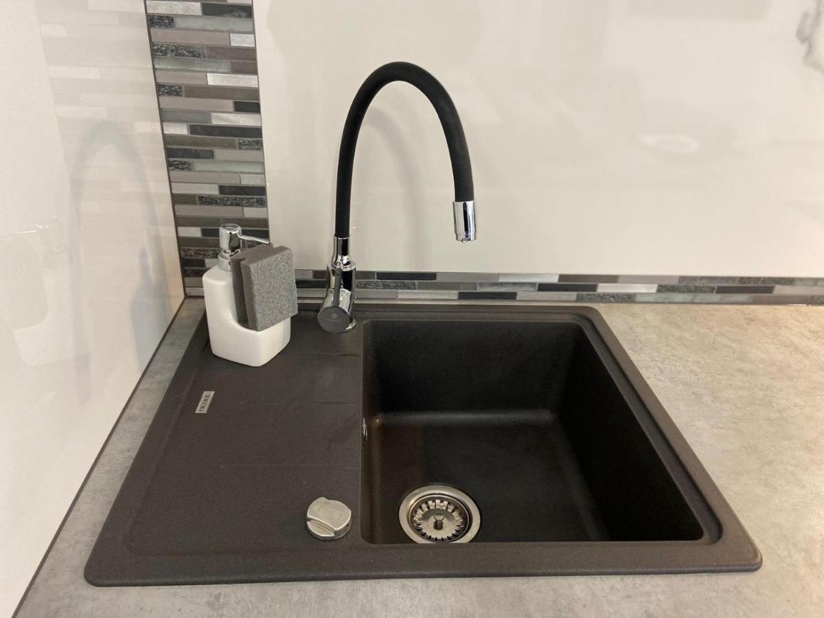 Apartament Lora Studio Suczawa Zewnętrze zdjęcie
